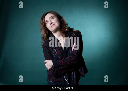 Viviane Katrina Louise 'Viv' Albertine, le chanteur et auteur-compositeur britannique, mieux connu comme le guitariste du groupe punk anglais les fentes, à l'Edinburgh International Book Festival 2015. Edimbourg, Ecosse. 23 août 2015 Banque D'Images