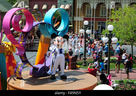 Mickey Mouse : la réalisation d'un rêve (parade au Magic Kingdom de Disney dans Disney World, Orlando, Floride. Banque D'Images