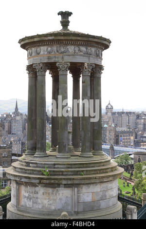 L'Dugald Stewart Monument sur Calton Hill, à Édimbourg, en Écosse. Banque D'Images