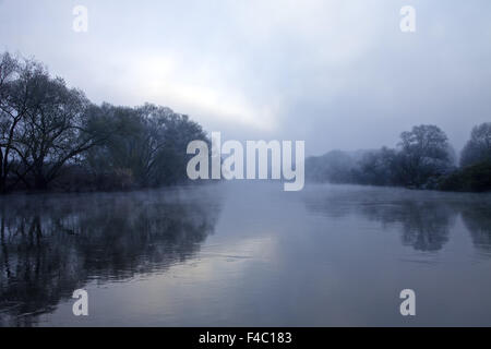 La rivière Ruhr, Wetter, Allemagne Banque D'Images