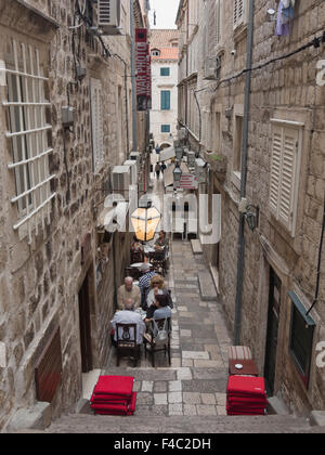 Dubrovnik Croatie, de la vieille ville 'Stari Grad' est plein de petites rues, ruelles et escaliers un pittoresque site du patrimoine mondial de l'UNESCO Banque D'Images