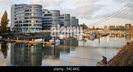 Port Intérieur de Duisburg, Allemagne. Banque D'Images