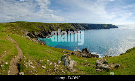 South West Coast Path, Péninsule du Lézard, Cornwall, England, UK Banque D'Images