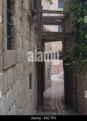 Dubrovnik Croatie, de la vieille ville 'Stari Grad' est plein de petites rues, ruelles et escaliers un pittoresque site du patrimoine mondial de l'UNESCO Banque D'Images