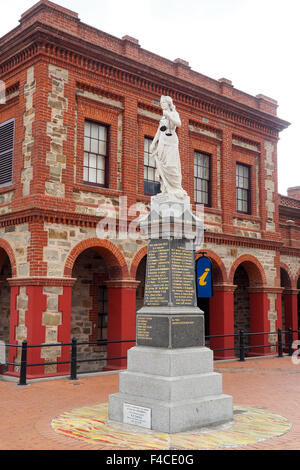 L'ancien poste de police, maintenant le port Adelaide Centre d'information des visiteurs, travailleurs et Memorial. Banque D'Images