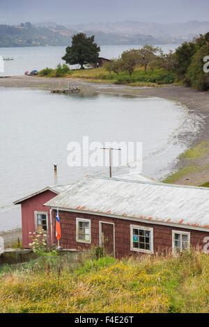 Le Chili, l'archipel de Chiloé, l'île de Quinchao, Changuitad, le bord de maison. Banque D'Images