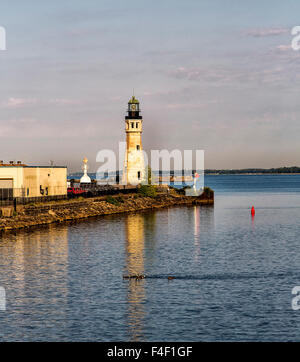 Le phare sur les principales Buffalo Buffalo River dans l'État de New York. Banque D'Images