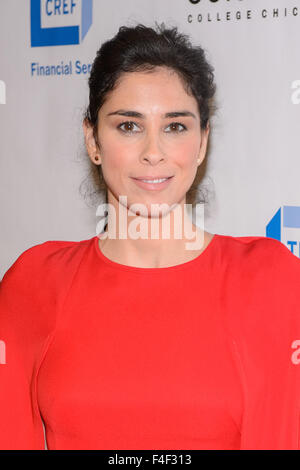 Chicago, USA. 16 octobre, 2015. Sarah Silverman assiste à un tapis rouge au cours de l'année 2015 Chicago International Film Festival à AMC River East 21 le 16 octobre 2015. Crédit : Daniel Boczarski/Alamy Live News Banque D'Images