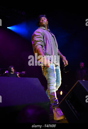 Norfolk, Virginie, USA. 16 Oct, 2015. JEREMIH sort de retour au centre constant à la Old Dominion University de Norfolk, en Virginie, le 16 octobre 2015. © Jeff Moore/ZUMA/Alamy Fil Live News Banque D'Images