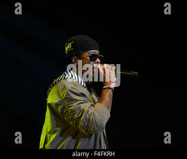 Norfolk, Virginie, USA. 16 Oct, 2015. JEREMIH sort de retour au centre constant à la Old Dominion University de Norfolk, en Virginie, le 16 octobre 2015. © Jeff Moore/ZUMA/Alamy Fil Live News Banque D'Images