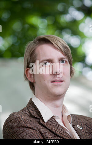 Owen Hatherley, l'écrivain et journaliste britannique, à l'Edinburgh International Book Festival 2015. Banque D'Images