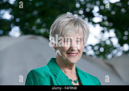 Dame Stella Rimington, DCB, l'auteur britannique et ancien directeur général du MI5, à l'Edinburgh International Book Festival 2015. Edimbourg, Ecosse. 25 août 2015 Banque D'Images