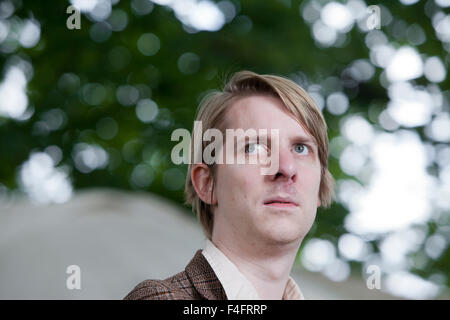 Owen Hatherley, l'écrivain et journaliste britannique, à l'Edinburgh International Book Festival 2015. Banque D'Images