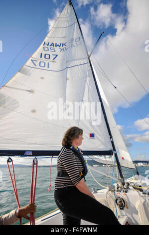 Carrickfergus (Irlande du Nord). 17 Oct 2015 - Belfast Lough Sailability, un organisme de bienfaisance qui enseigne aux enfants handicapés à faire de la voile, de lancer trois nouveaux bateaux. Crédit : Stephen Barnes/Alamy Live News Banque D'Images