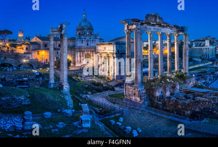 Ruines au crépuscule, le Forum Romain, Foro Romano, Rome, Italie