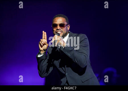 Musique Artiste MAXWELL apporte sa tournée 2014 à la Durham Performing Arts Center de Durham, NC. Gerald Maxwell Rivera, (né le 23 mai 1973), mieux connu sous le nom de Maxwell, est un auteur-compositeur, producteur et acteur. Banque D'Images