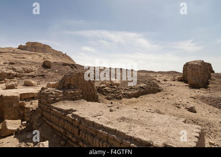 Site de Zawyet El Amwat, la petite pyramide près de la ville d'El Minya, Moyenne Égypte Banque D'Images