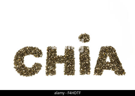 Mot Chia Chia seeds contenant isolé sur fond blanc Banque D'Images