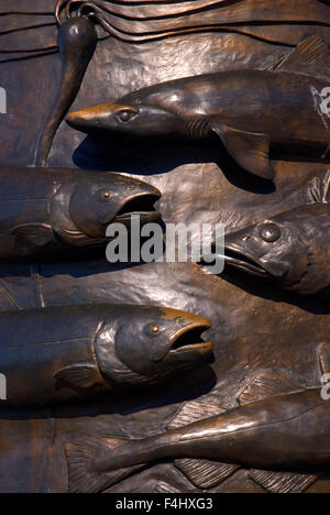 Détail du monument aux pêcheurs, Salmon Bay Terminal, Seattle, Washington Banque D'Images