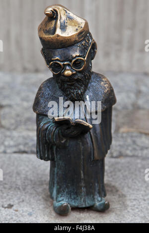 Le professeur dwarf dans Wroclaw, Pologne. Banque D'Images