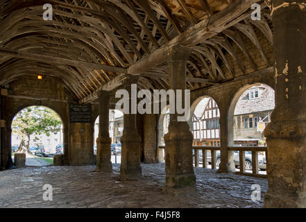 Marché couvert datant de 1627, Chipping Campden, Gloucestershire, Cotswolds, en Angleterre, Royaume-Uni, Europe Banque D'Images