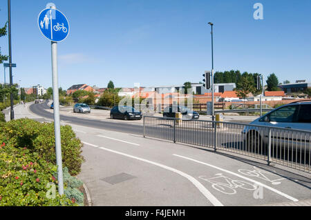 Chemins cyclables cyclepath cyclepaths vélo équitation sentiers sentier distinct sentiers sentier droit de passage public divisé Banque D'Images