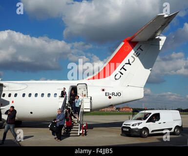 Cityjet British Aerospace Avro RJ85 à l'aéroport de London City. Londres, Angleterre, Royaume-Uni Banque D'Images