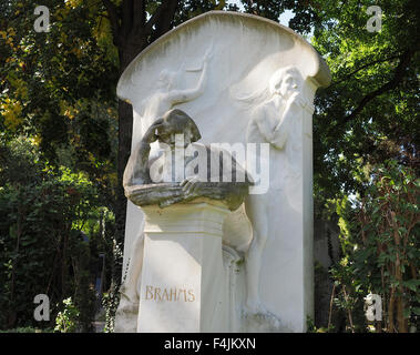 Tombe de Johannes Brahms, cimetière Zentralfriedhof, cimetière Central, Vienne, Autriche Banque D'Images