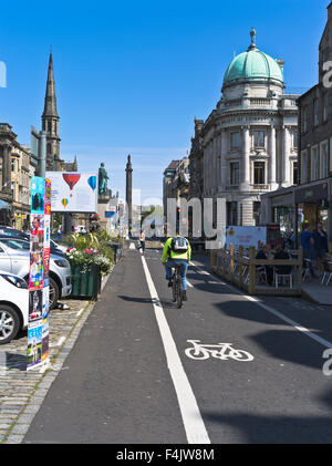 dh piste cyclable ecosse GEORGE STREET EDINBURGH ville uk vélo personnes sécurité pistes cyclables Banque D'Images