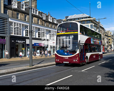 PRINCES STREET d'Édimbourg Édimbourg dh double decker bus Lothian Banque D'Images