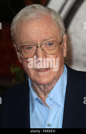 Londres, Royaume-Uni. 19 octobre, 2015. Michael Caine assister à 'The Last Witch Hunter' première Européenne à l'Empire, de Leicester Square à Londres, au Royaume-Uni. Credit : Stills Press/Alamy Live News Banque D'Images