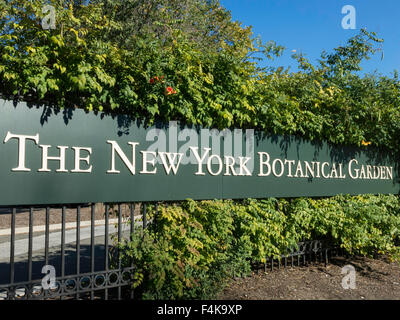 New York Botanical Garden Panneau d'entrée, le Bronx, NY, USA Banque D'Images