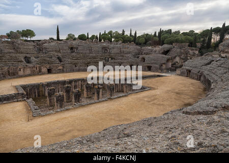 Amphithéâtre romain historique, Italica, Santiponce Espagne site touristique de l'architecture monumentale, à quelques jours de voyage Séville Banque D'Images