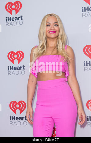 La chanteuse Rita Ora assiste au iHeartRadio Music Festival 2015 au MGM Grand Garden Arena de Las Vegas Banque D'Images