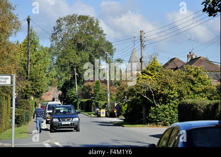 Hôtel Lutetia Sussex UK Le vendredi 09 octobre 2015 - Les résidants du village de Plumpton à Sussex sont fâchés avec Network Rail sur la fermeture de la traversée de chemin de fer dans le village . Banque D'Images