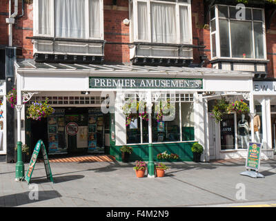 Entrée de Premier ministre Amusements dans Old Colwyn Gwynedd au Pays de Galles UK Banque D'Images