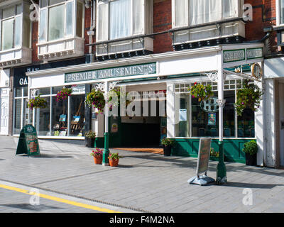 Entrée de Premier ministre Amusements dans Old Colwyn Gwynedd au Pays de Galles UK Banque D'Images