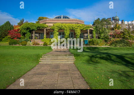 Valley Gardens, Harrogate, une ville thermale, North Yorkshire, Angleterre. Banque D'Images