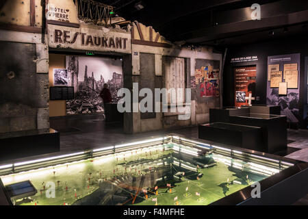 Intérieur de la Mémorial de Caen, musée et monument commémoratif de guerre à Caen, Normandie, France Banque D'Images