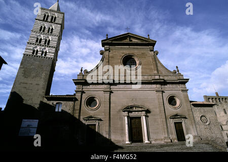 Italie, Latium, Viterbe, cathédrale Banque D'Images