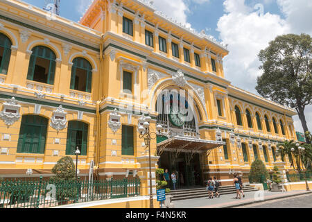 General Post Office construit entre 1886-1891 et est maintenant une attraction touristique dans le centre-ville de Ho Chi Minh, Vietnam Banque D'Images
