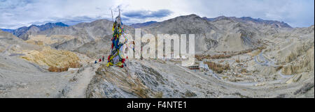 Magnifique vue panoramique depuis le monastère de Leh au Ladakh, Inde complexe Banque D'Images