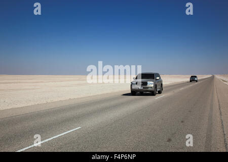 'Scène sur la route de la côte d'Oman à Nizwa, 1000 km à travers le ''vide'', ar-Rub Al Khali' Banque D'Images