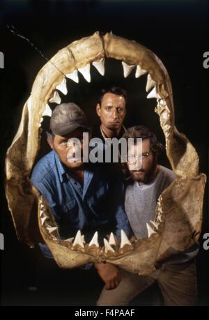 Robert Shaw, Roy Scheider, Richard Dreyfuss / Jaws 1975 réalisé par Steven Spielberg Banque D'Images