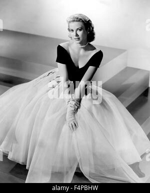 Grace Kelly / vitre arrière / 1954 réalisé par Alfred Hitchcock Banque D'Images