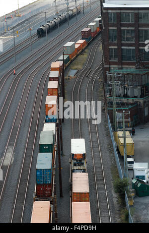 Le Vieux Port de lignes de chemin de fer à Montréal, Québec. Banque D'Images