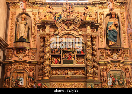 France, Bretagne, Morlaix, église Notre-Dame, l'autel latéral de l'église à l'intérieur Banque D'Images