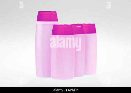 Groupe de bouteilles de shampoing violet isolated on white with clipping path Banque D'Images