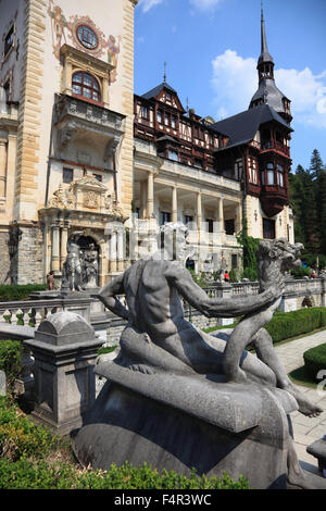 Le Château de Peles de Sinaia, grande Valachie, Roumanie Banque D'Images