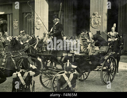 Arrivée à Rome le roi de Belgique à l'occasion du mariage de Maria Jose avec le Prince héritier Umberto II de Savoie, Italie Banque D'Images